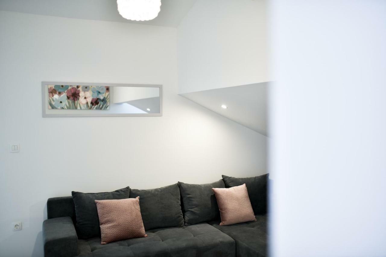 Grey Apartment Old Town زادار المظهر الخارجي الصورة