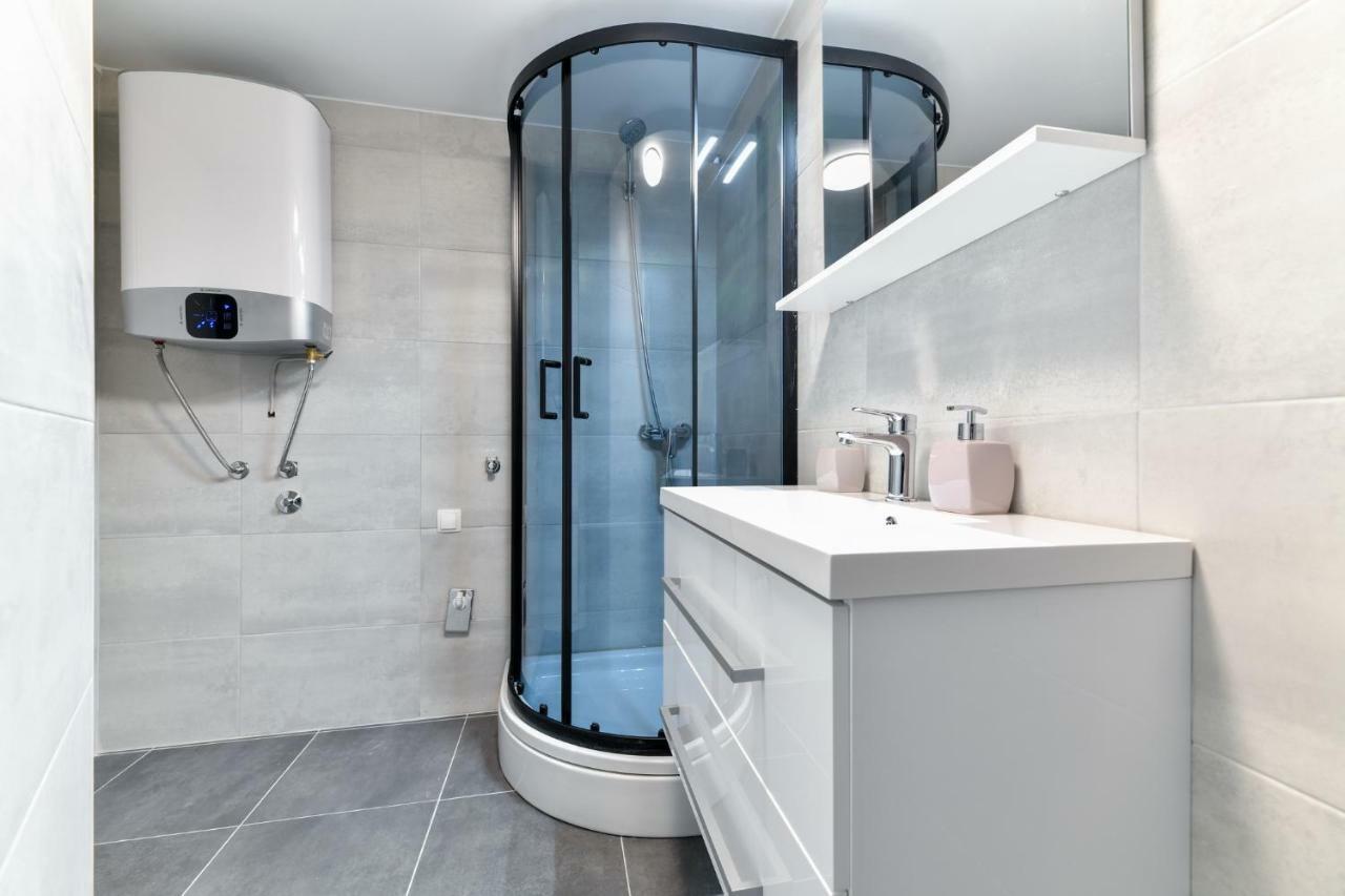 Grey Apartment Old Town زادار المظهر الخارجي الصورة