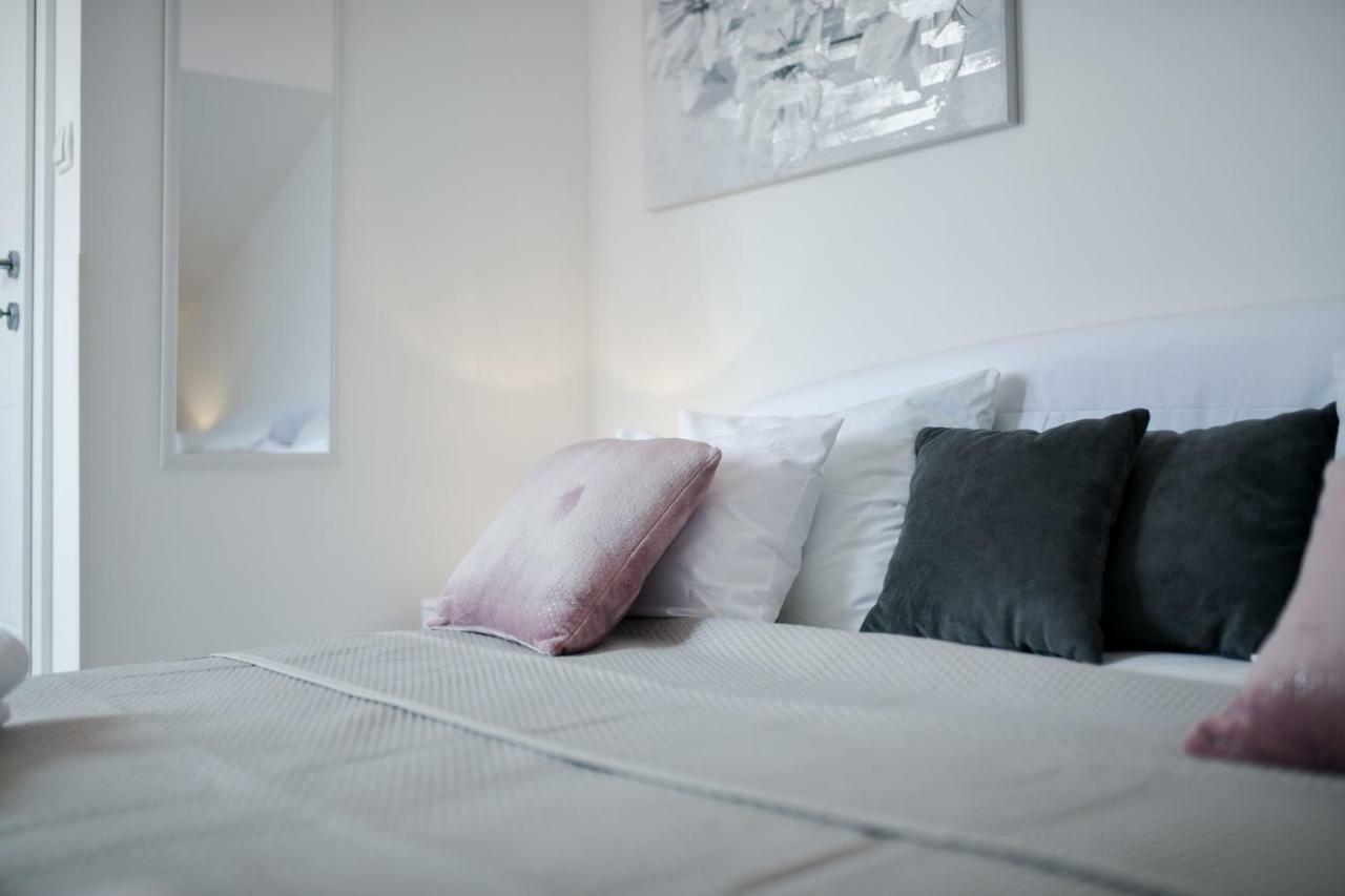 Grey Apartment Old Town زادار المظهر الخارجي الصورة