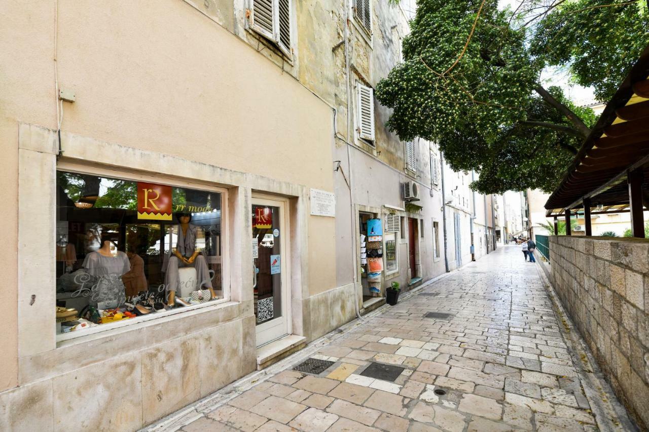 Grey Apartment Old Town زادار المظهر الخارجي الصورة